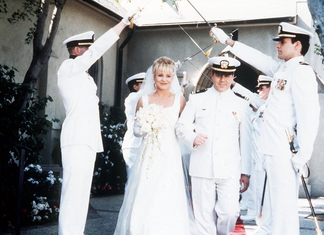JAG - Season 3 - Wedding Bell Blues - Photos - Karri Turner, Patrick Labyorteaux, David James Elliott