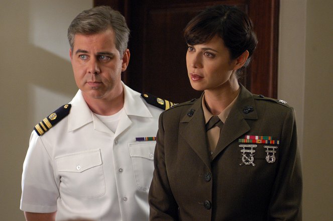 JAG - Retrial - Photos - Patrick Labyorteaux, Catherine Bell