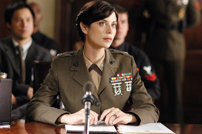 JAG - Fit for Duty - Van film - Catherine Bell