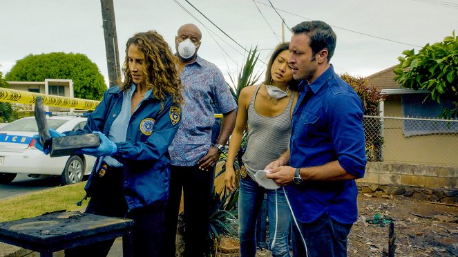 Hawaii Five-0 - Wer ist Melissa Armstrong? - Filmfotos - Melina Kanakaredes, Chi McBride, Grace Park, Alex O'Loughlin