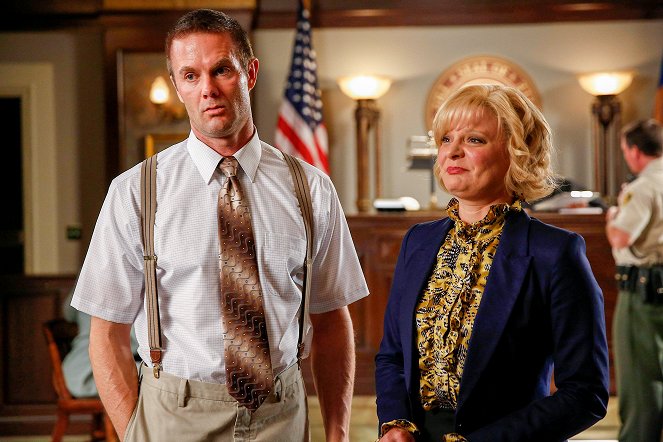 Raising Hope - Entbindungsfeier - Filmfotos - Garret Dillahunt, Martha Plimpton