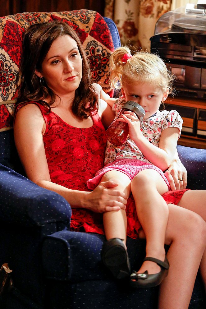 Raising Hope - Season 4 - Murder, She Hoped - Photos - Shannon Woodward