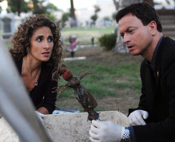CSI: New York - Season 4 - Nacht der lebenden Toten - Filmfotos - Melina Kanakaredes, Gary Sinise