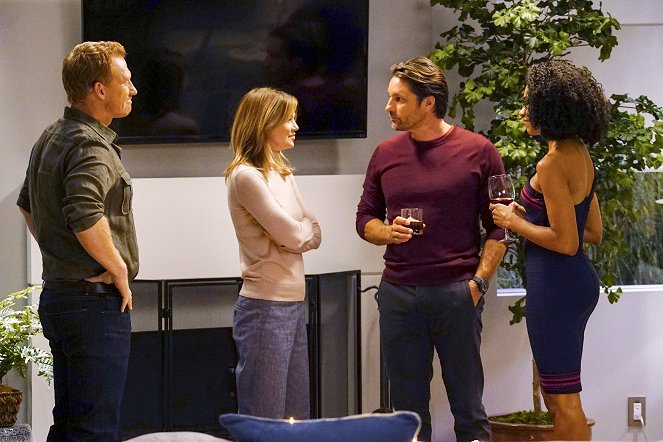 Grey's Anatomy - Catastrophe and the Cure - Photos - Kevin McKidd, Ellen Pompeo, Martin Henderson, Kelly McCreary
