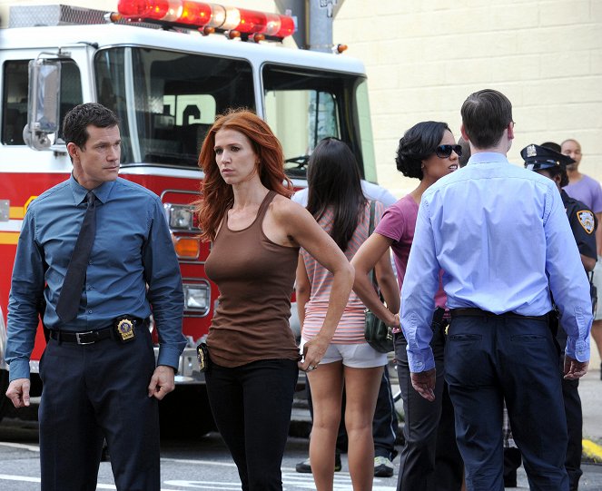 Unforgettable - Season 1 - Up in Flames - Photos - Dylan Walsh, Poppy Montgomery