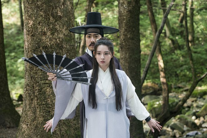 Joseonmyeongtamjeong : heumhyeolgwimaeui bimil - Film - Myeong-min Kim, Ji-won Kim