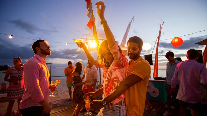 Die Inselärztin - Neustart auf Mauritius - Van film - Anja Knauer, Tyron Ricketts