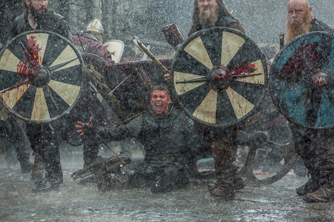 Vikings - Heimatland - Filmfotos - Alex Høgh Andersen