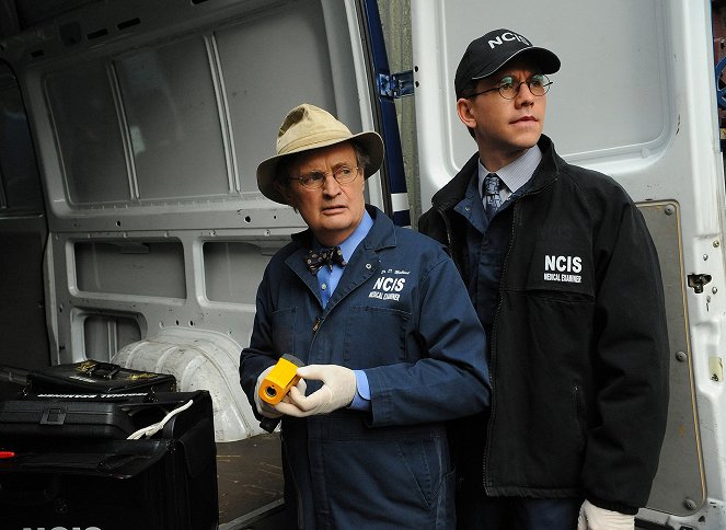 NCIS - Námorný vyšetrovací úrad - Vzdor - Z filmu - David McCallum, Brian Dietzen