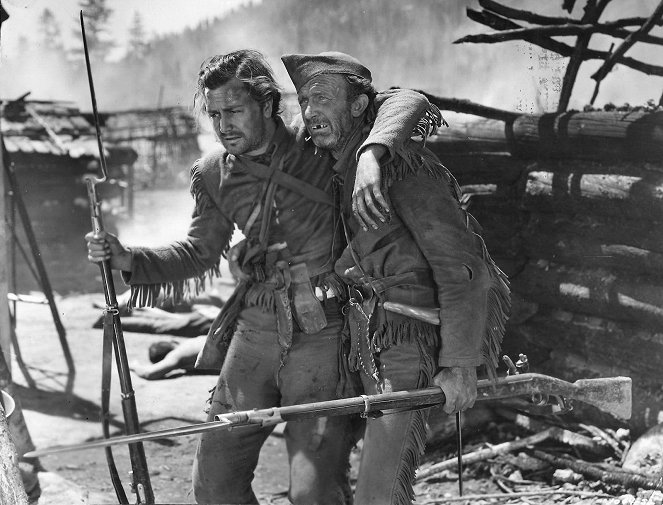 Northwest Passage - Photos - Robert Young, Walter Brennan