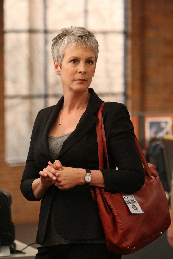 NCIS: Naval Criminal Investigative Service - Psych Out - Photos - Jamie Lee Curtis