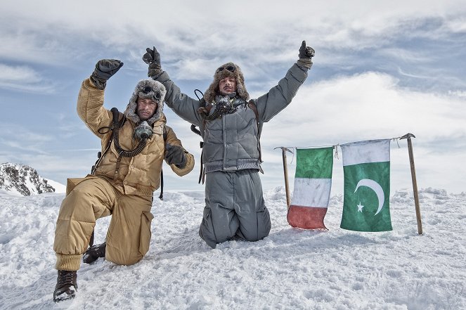 K2 La Montagna Degli Italiani - Kuvat elokuvasta - Massimo Poggio, Michele Alhaique