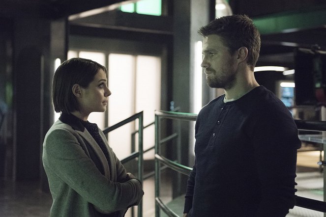 Arrow - Irreconcilable Differences - Z filmu - Willa Holland, Stephen Amell