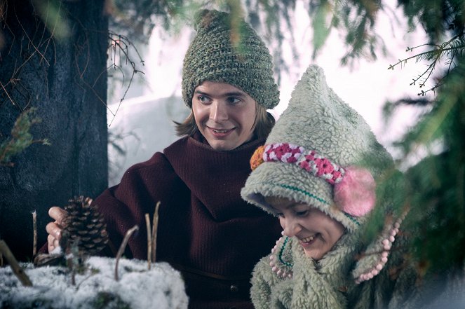 Joulukalenteri: Huiman hyvä joulu! - Kuvat elokuvasta - Hannes Mikkelsson, Emilia Sinisalo
