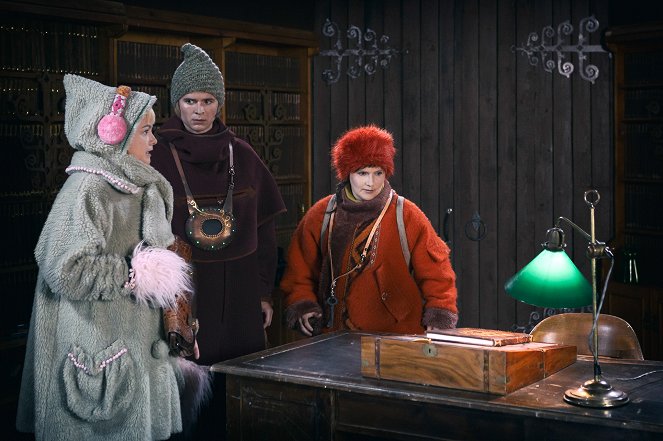 Julkalendern: En grymt kul jul! - Kuvat elokuvasta - Emilia Sinisalo, Hannes Mikkelsson, Hanna Raiskinmäki
