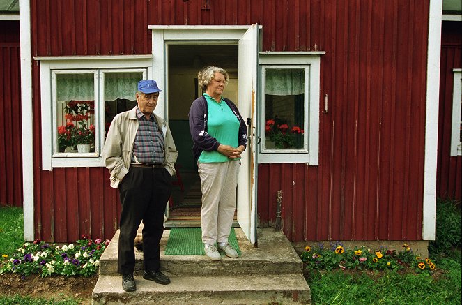 Metsolat - De la película - Ahti Haljala, Helinä Viitanen