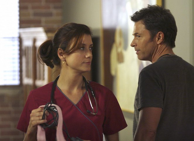 Private Practice - Season 1 - In Which Sam Gets Taken for a Ride - Van film - Kate Walsh, Tim Daly