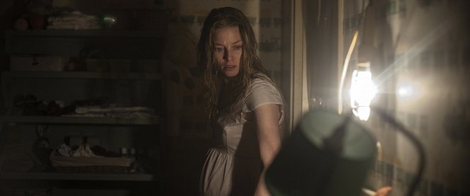 Inside - Filmfotók - Rachel Nichols