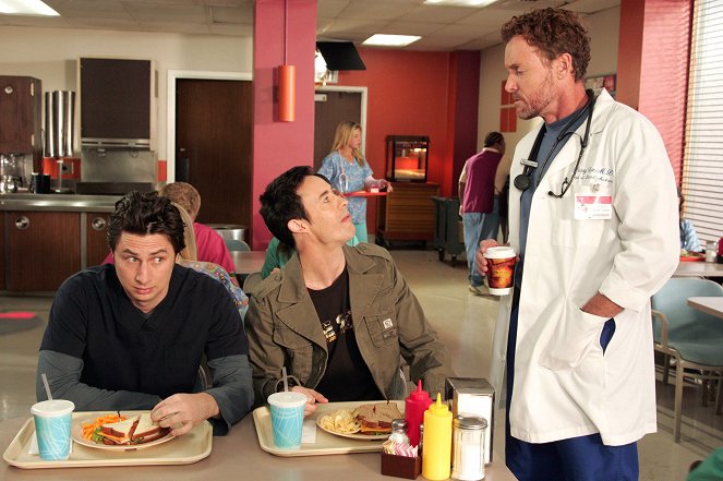 Scrubs: Doktůrci - Můj nový oblek - Z filmu - Zach Braff, Tom Cavanagh, John C. McGinley