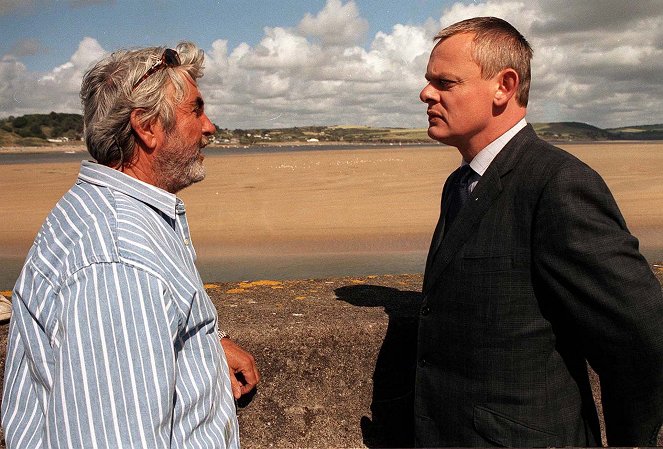 Doc Martin - Season 1 - Of All the Harbours in All the Towns - Photos