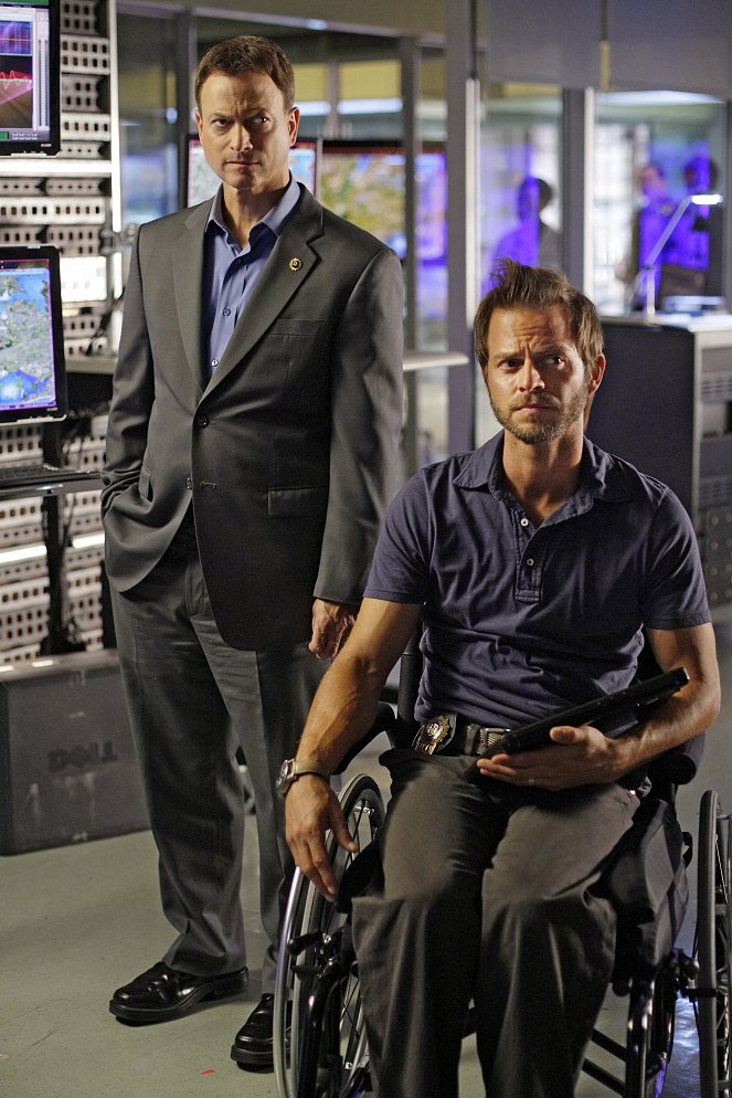 CSI: NY - Season 6 - Blacklist (Featuring Gravedigger) - Photos - Gary Sinise, Carmine Giovinazzo