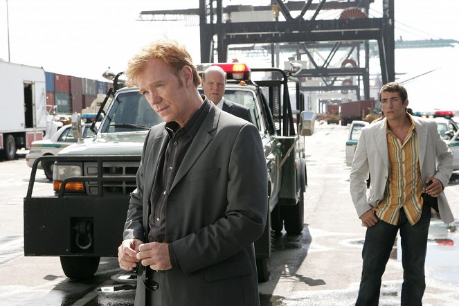 CSI: Miami helyszínelők - Season 4 - Üzenet a sírból - Filmfotók - David Caruso, Rex Linn, Jonathan Togo
