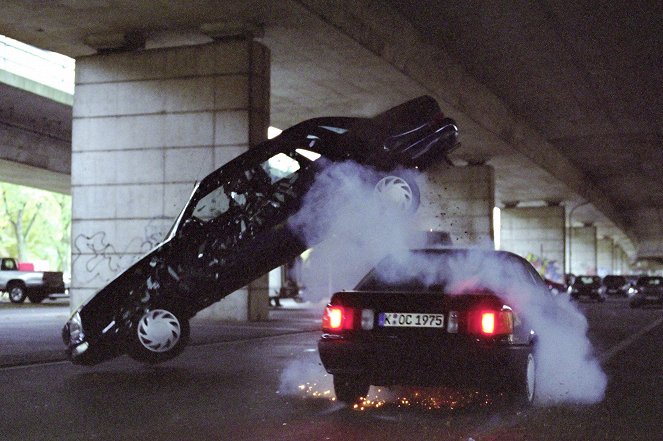 Alarm für Cobra 11 - Die Autobahnpolizei - Gegen jede Regel - Kuvat elokuvasta