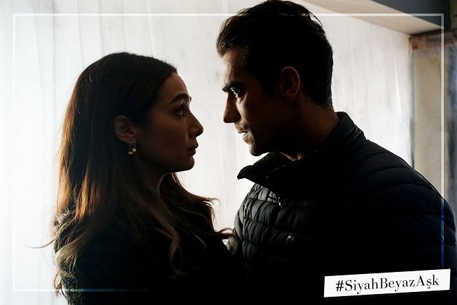 Price of Passion - Lobby Cards - Birce Akalay, İbrahim Çelikkol