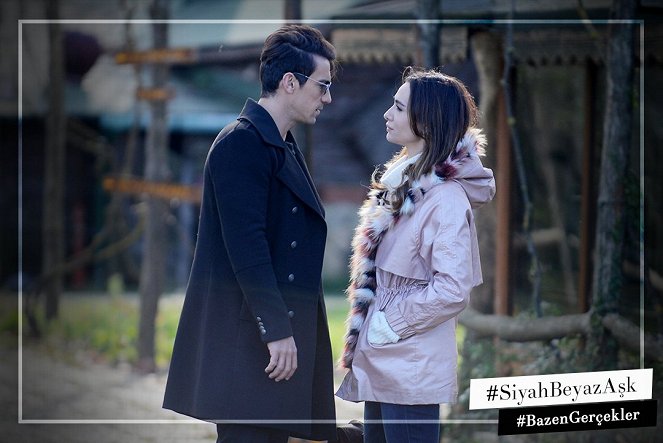 Price of Passion - Lobby Cards - İbrahim Çelikkol, Birce Akalay