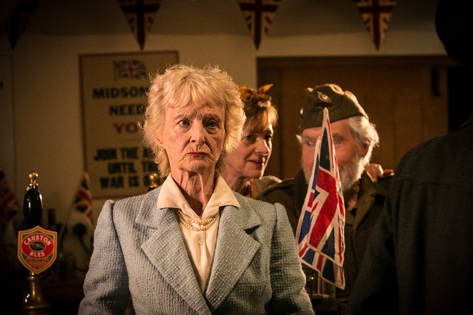 Midsomer Murders - Season 19 - The Village That Rose from the Dead - Photos - Caroline Blakiston