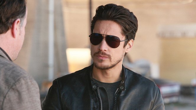 Peter Gadiot