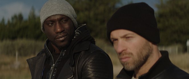 La Surface de réparation - Filmfotos - Moussa Mansaly, Franck Gastambide