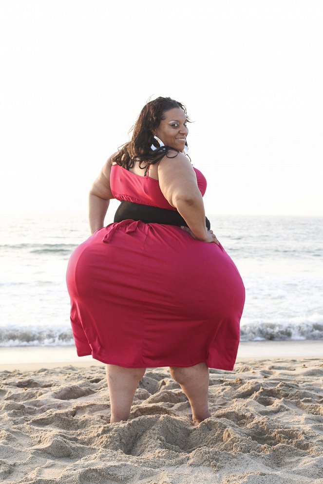 The Women With The World's Biggest Hips - Photos