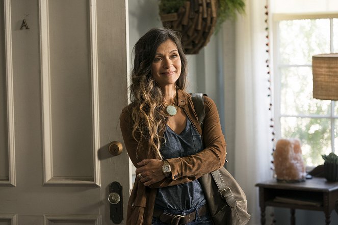 The Fosters - Invisible - Z filmu - Nia Peeples