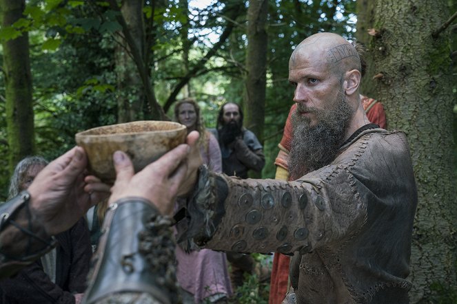 Vikings - Season 5 - The Prisoner - Van film