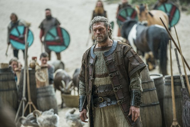 Vikings - Season 5 - The Message - Photos - Adam Copeland