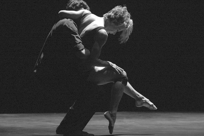 Louise Lecavalier: In Motion - Photos