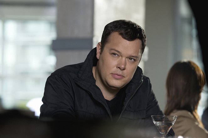 Leverage - The 15 Minutes Job - Photos - Michael Gladis