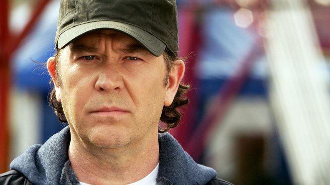 Leverage - The Carnival Job - Photos - Timothy Hutton