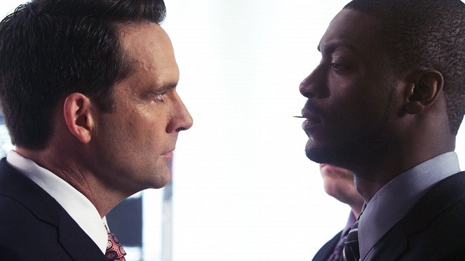 Leverage - The Boiler Room Job - Photos - David Rees Snell, Aldis Hodge