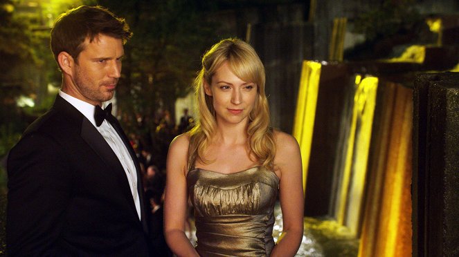 Leverage - The Girls' Night Out Job - Van film - Wil Traval, Beth Riesgraf