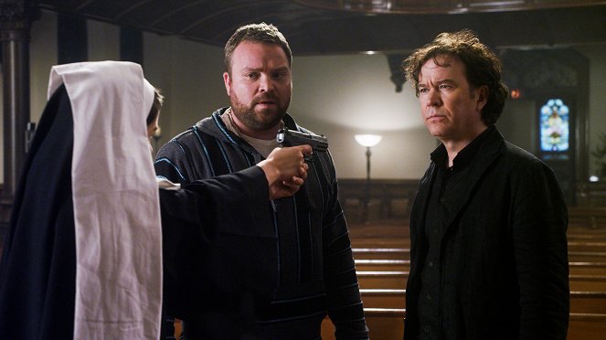 Leverage - The Boys' Night Out Job - Photos - Drew Powell, Timothy Hutton