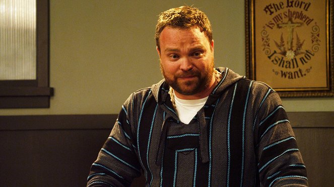 Leverage - The Boys' Night Out Job - Photos - Drew Powell