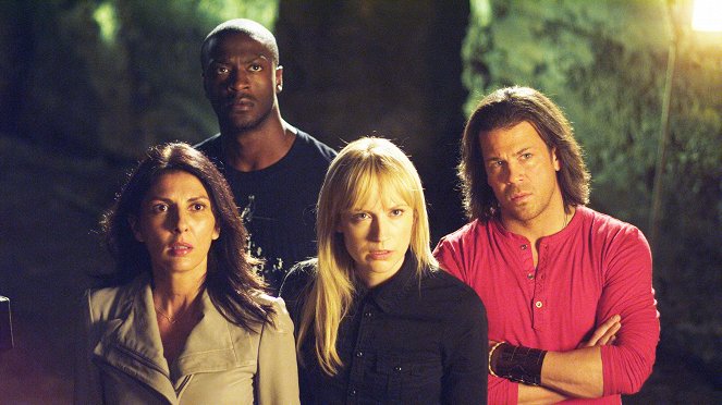 Leverage - The Last Dam Job - De la película - Gina Bellman, Aldis Hodge, Beth Riesgraf, Christian Kane