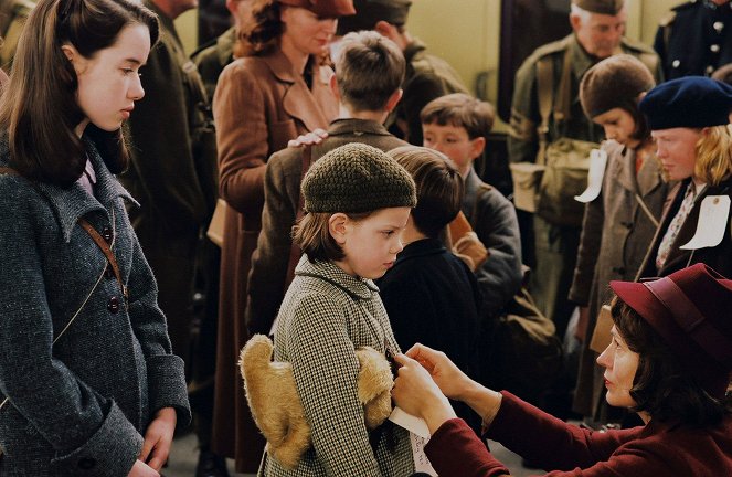 Narnia: Lev, šatník a čarodejnica - Z filmu - Anna Popplewell, Georgie Henley