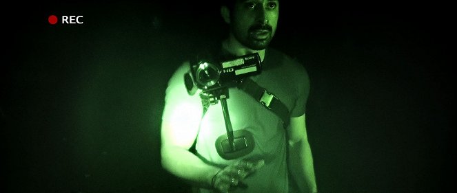 3 AM: A Paranormal Experience - Filmfotók - Rannvijay Singh