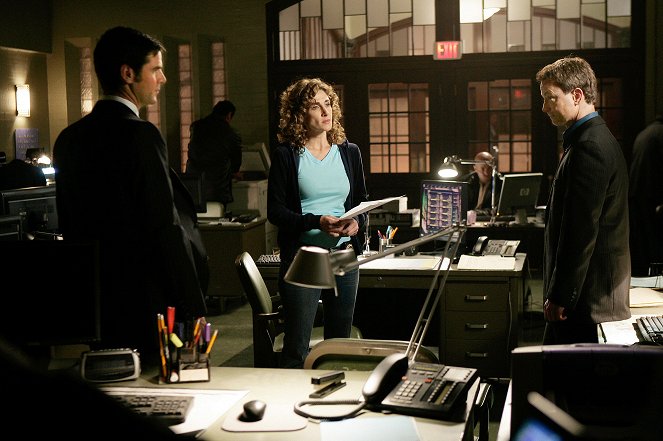 CSI: Nueva York - Season 4 - Right Next Door - De la película - Eddie Cahill, Melina Kanakaredes, Gary Sinise