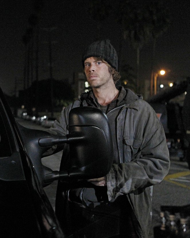NCIS: Los Angeles - The Watchers - Van film - Eric Christian Olsen