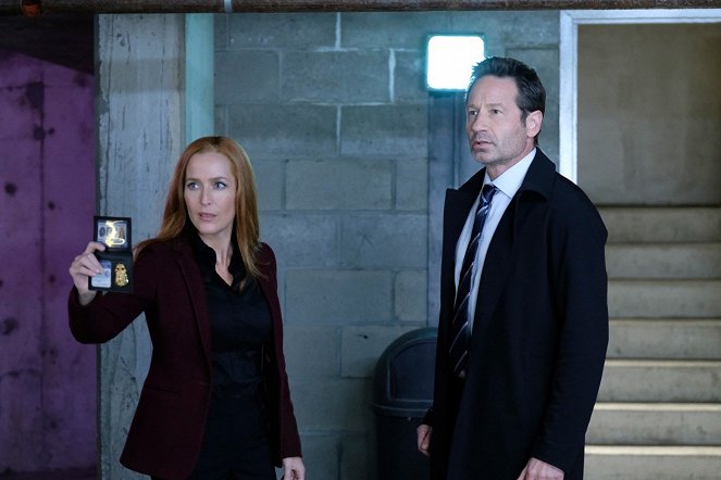 The X-Files - Season 11 - The Lost Art of Forehead Sweat - Photos - Gillian Anderson, David Duchovny