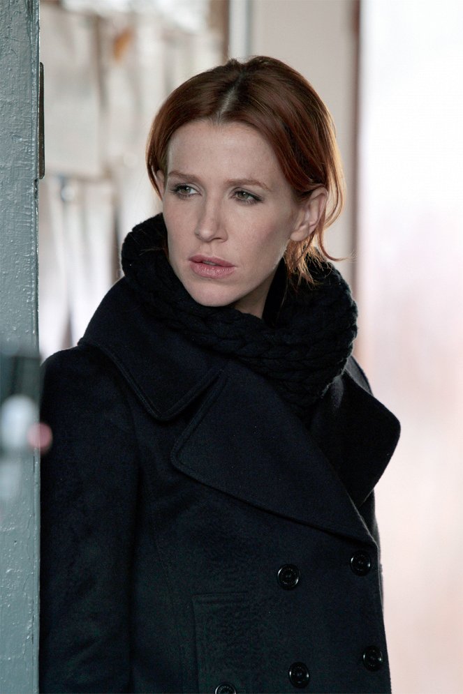 Unforgettable - The Following Sea - Photos - Poppy Montgomery